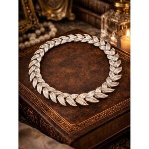 TRIFARI Vintage Gold Tone Leaf Link Necklace Signed Crown Trifari Statement